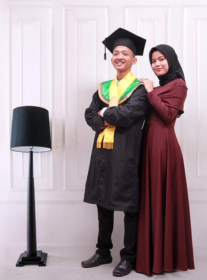 Wisuda Murah dan Hemat Foto Potrait
