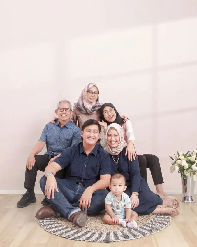 Studio Foto Keluarga dan Grup Angkatan Semarang